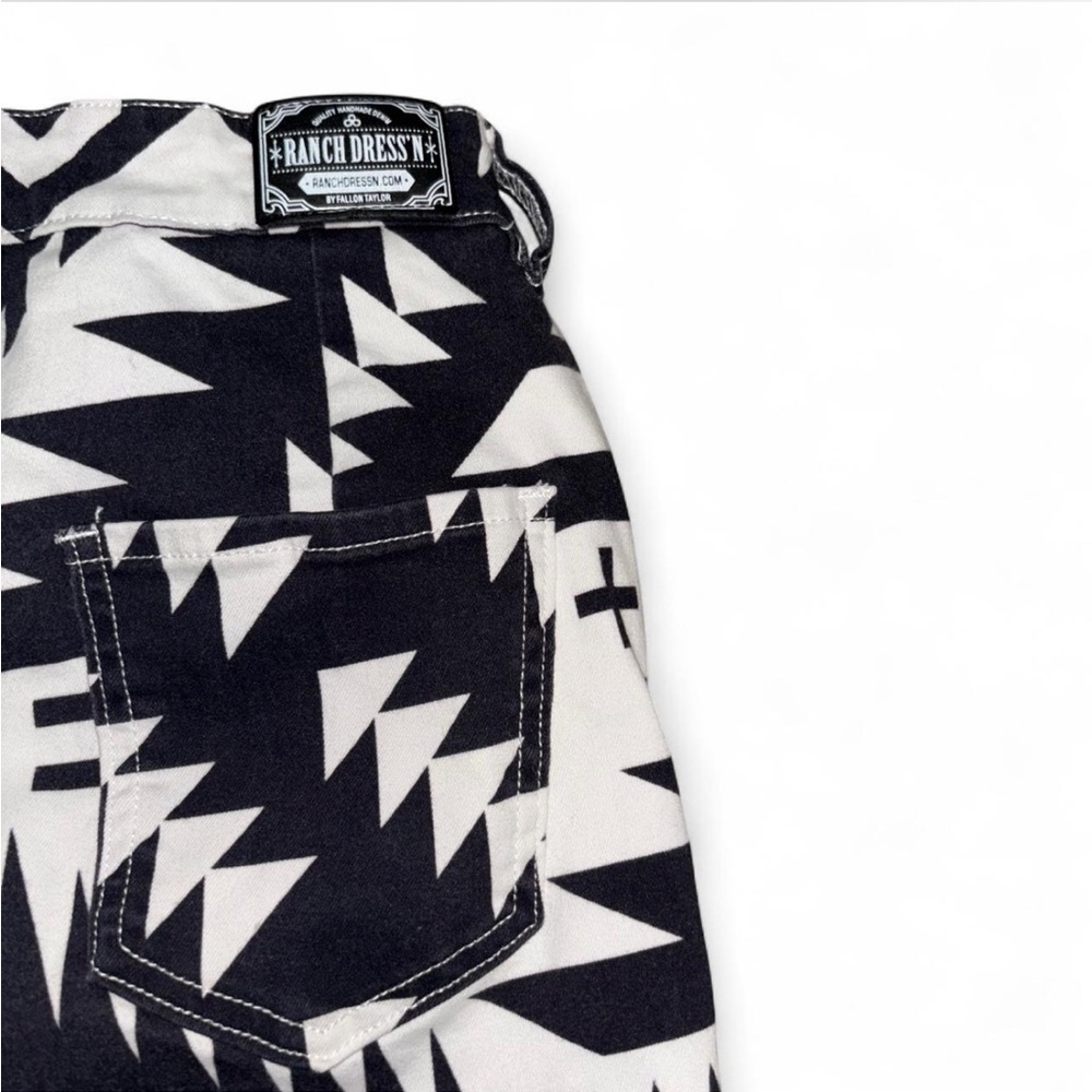Ranch Dressn Black and White Aztec Geometric Super Flare Jeans - Picture 5 of 7